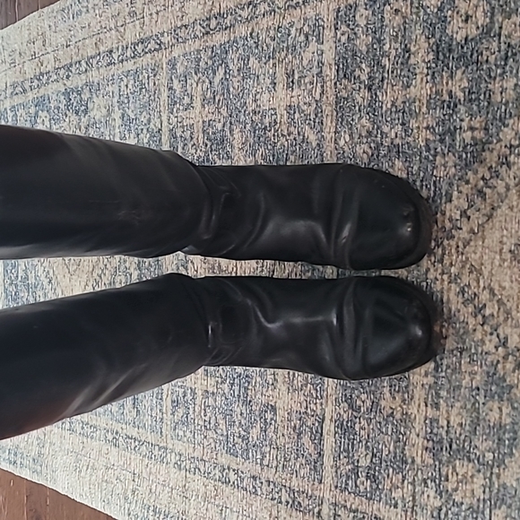 Vintage European Equestrian Leather Boots - Picture 4 of 17
